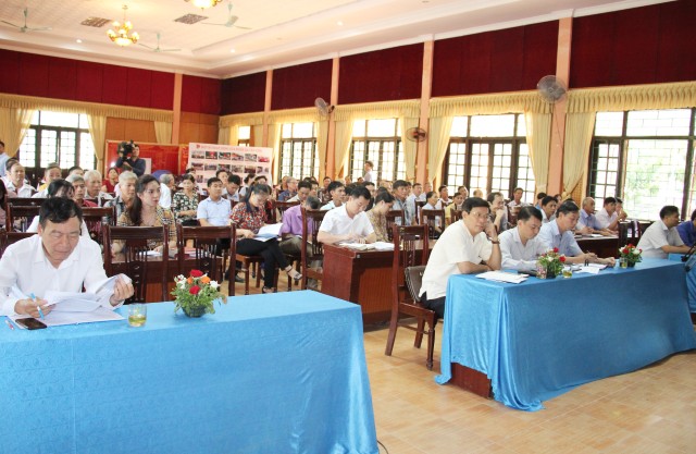 Đại biểu Quốc hội Hà Nội, đơn vị bầu cử số 7 tiếp xúc cử tri trước kỳ họp Tám, Quốc hội khóa XIV